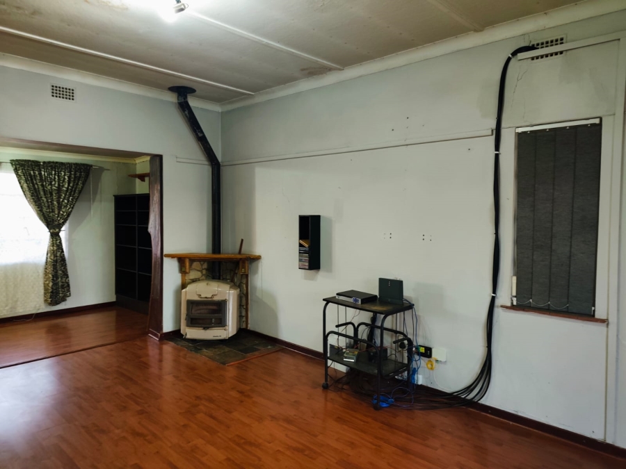 5 Bedroom Property for Sale in Wilgehof Free State